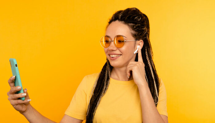 AirPods – Top Features and Deals to Consider